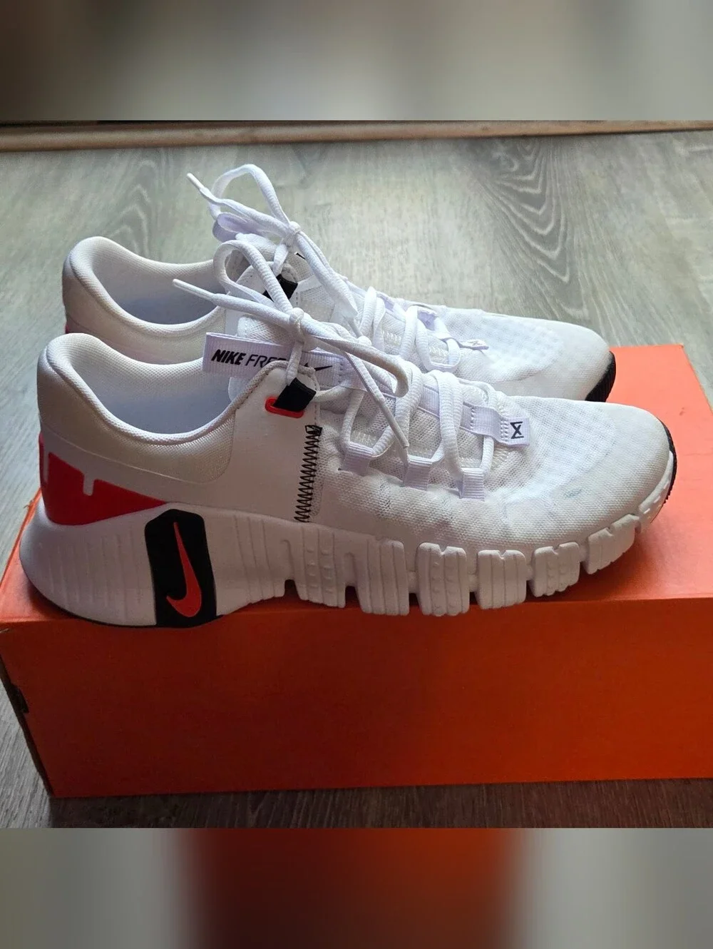 Nike Free Metcon 5 White Athletic Sneakers with Bright Crimson & Black Accent